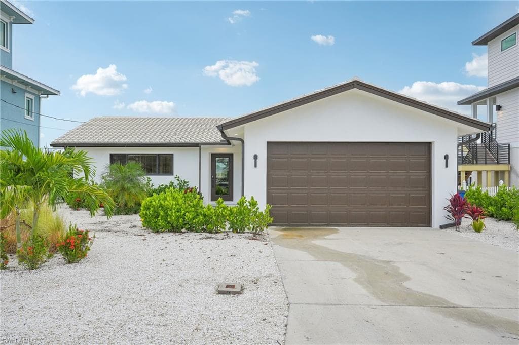 268 Ibis ST-1