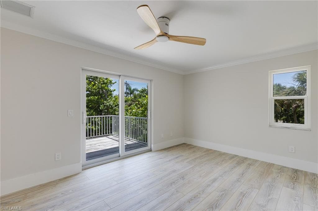 645 Oliva ST-25