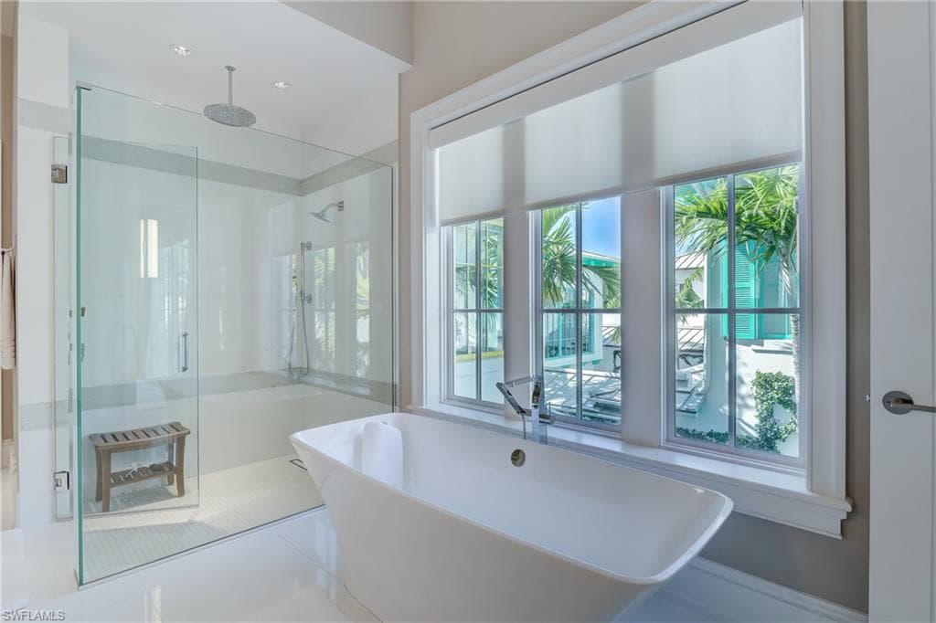 942 9th AVE S-29