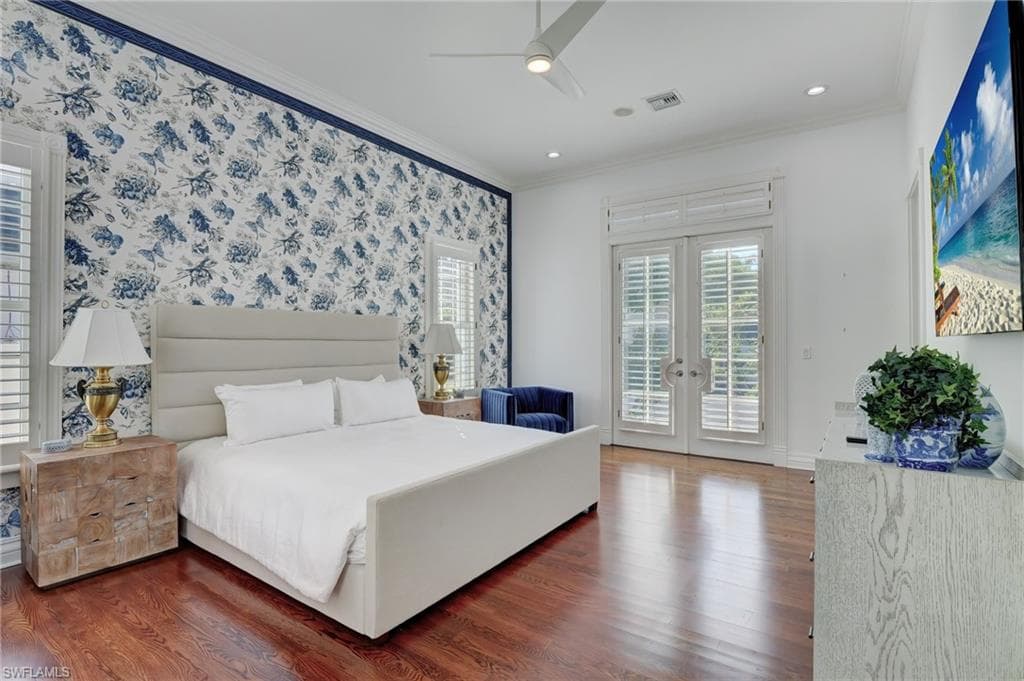 1551 Gulf Shore BLVD S-23