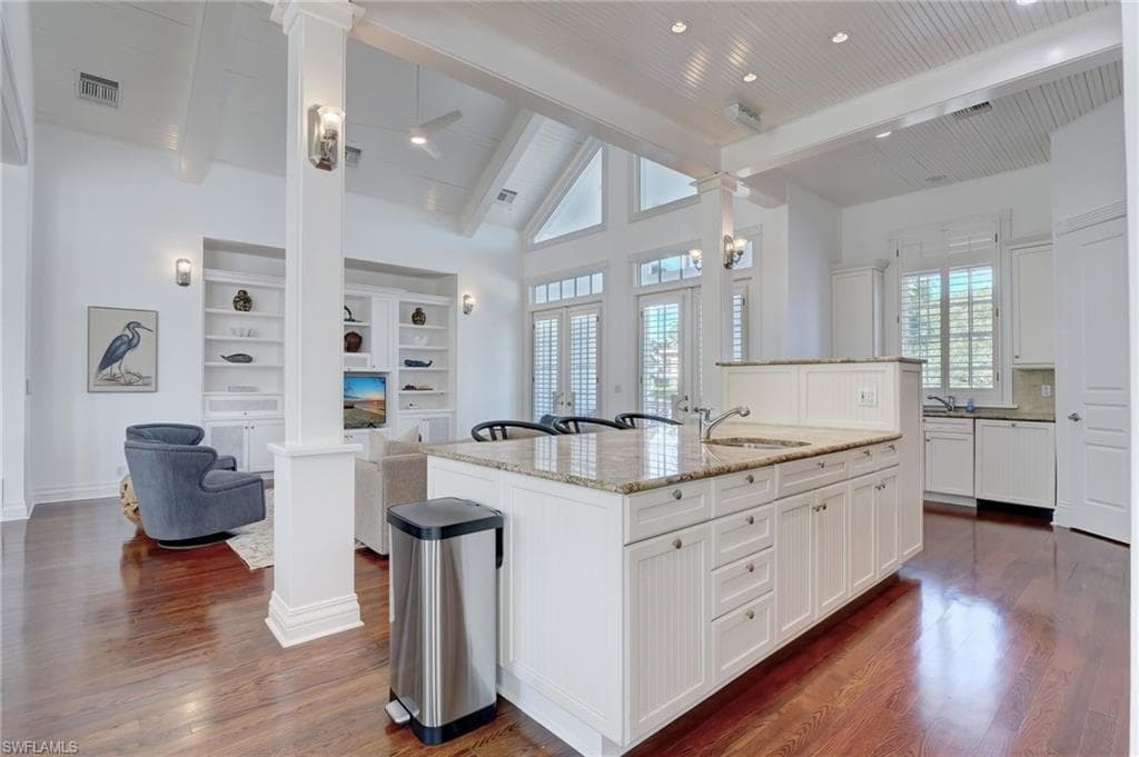 1551 Gulf Shore BLVD S-12