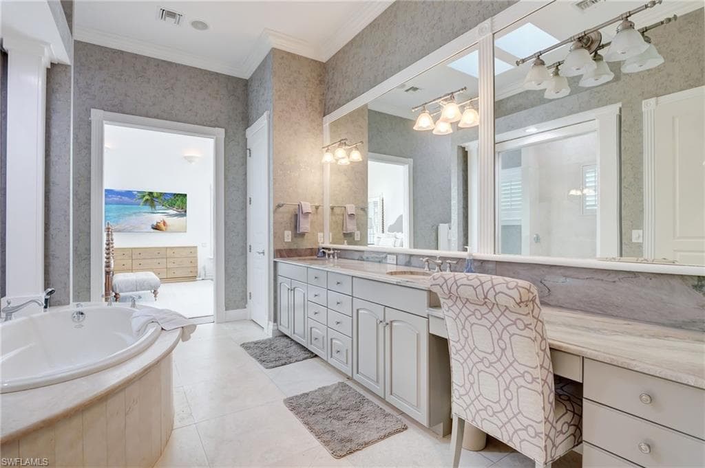 1551 Gulf Shore BLVD S-30