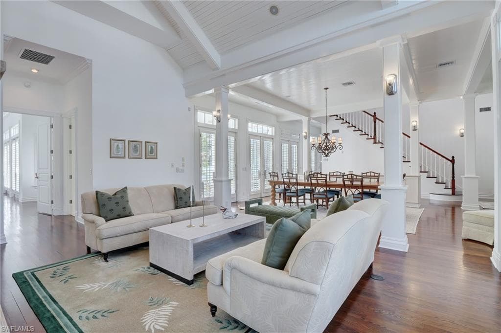 1551 Gulf Shore BLVD S-10