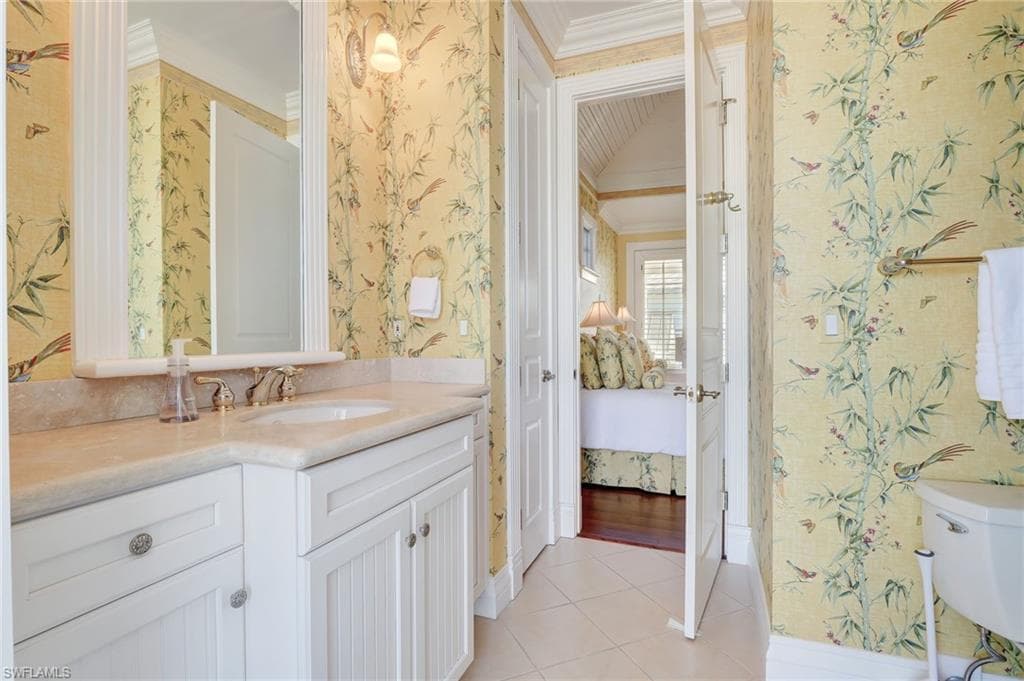 1551 Gulf Shore BLVD S-33