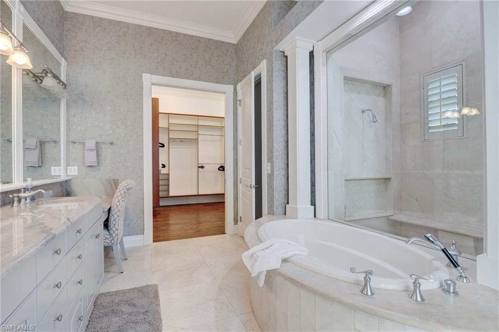 1551 Gulf Shore BLVD S-29
