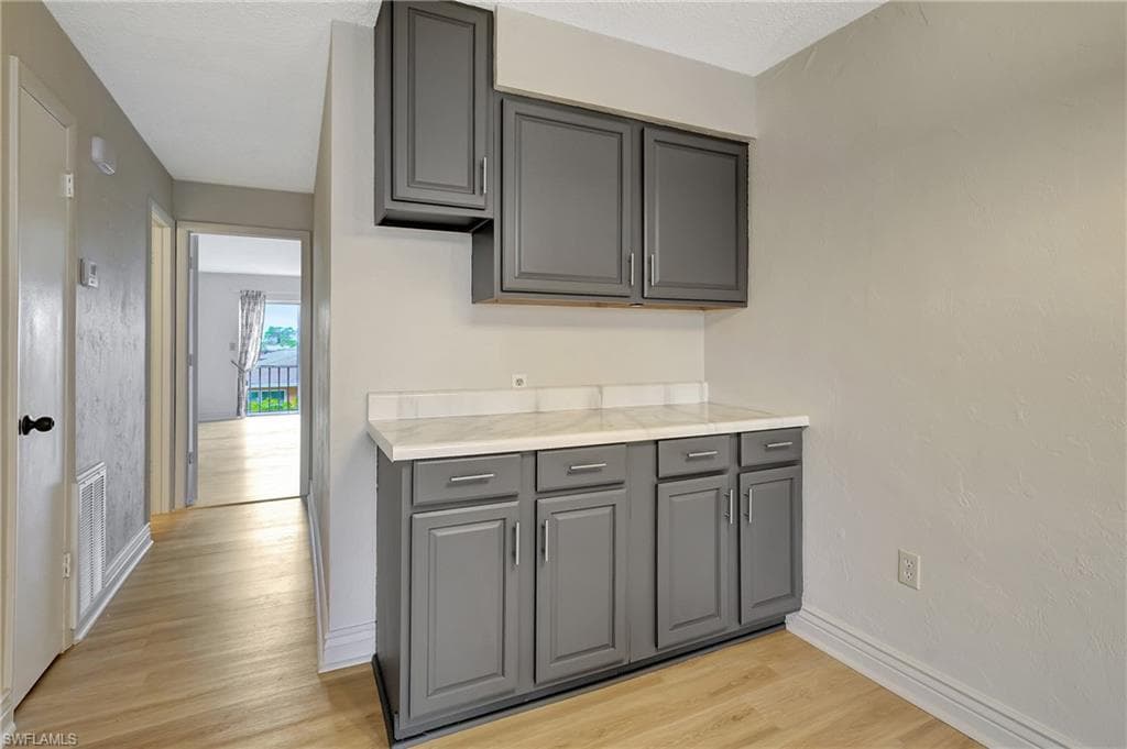 4906 Victoria DR 209-13