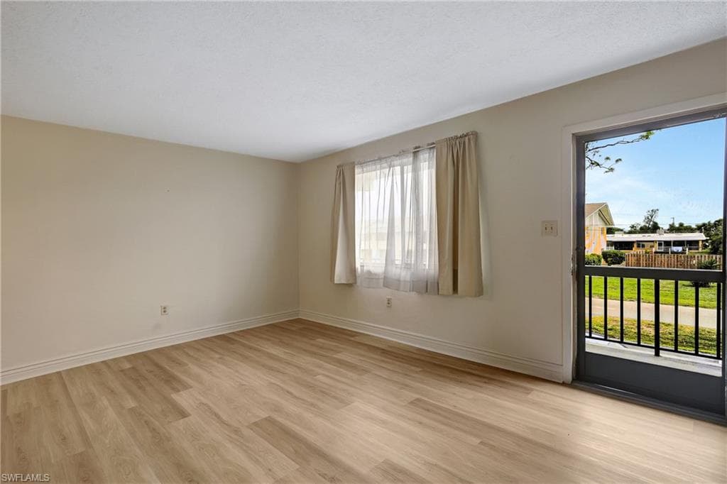 4906 Victoria DR 209-8
