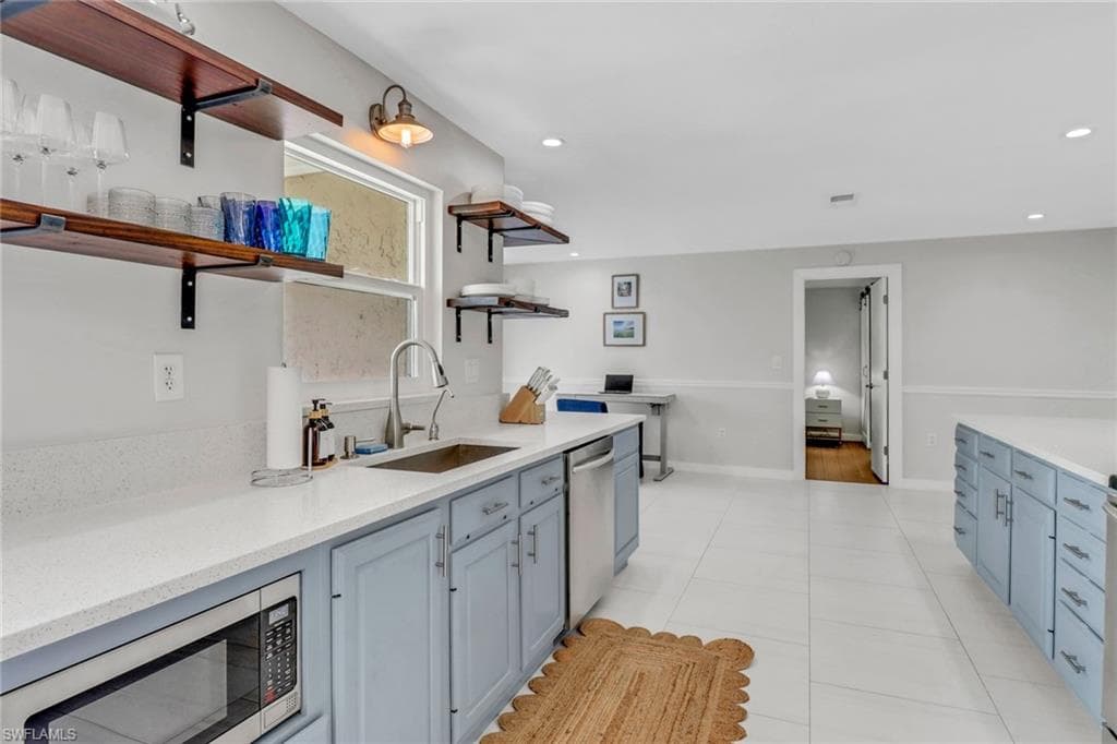 2680 Longboat DR-13