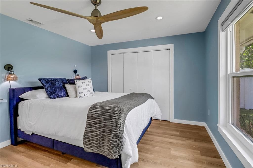 2680 Longboat DR-20