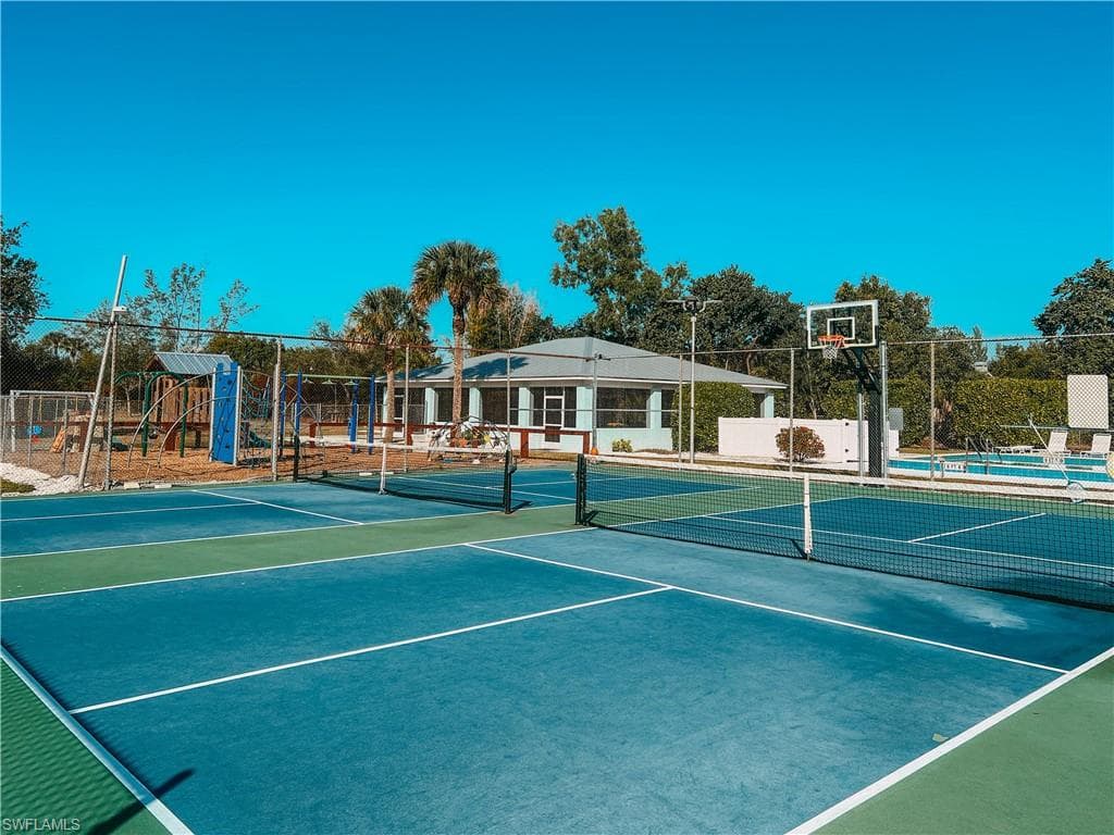 2680 Longboat DR-40