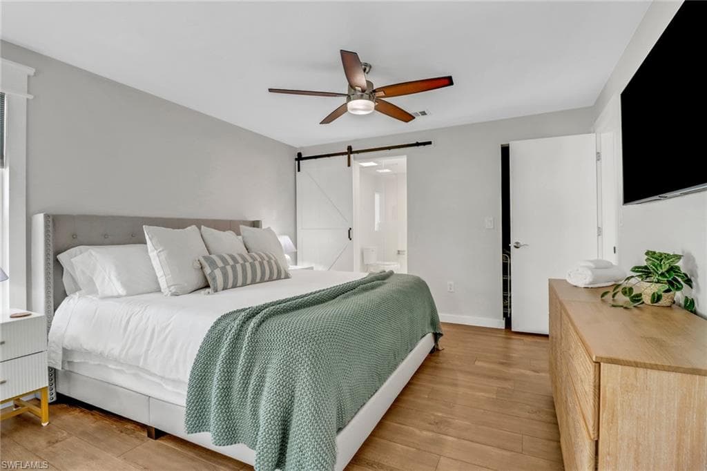 2680 Longboat DR-29