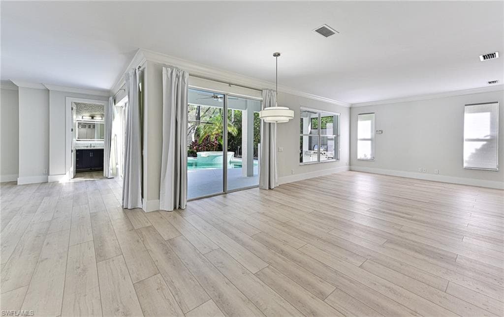 9226 Estero River CIR-7