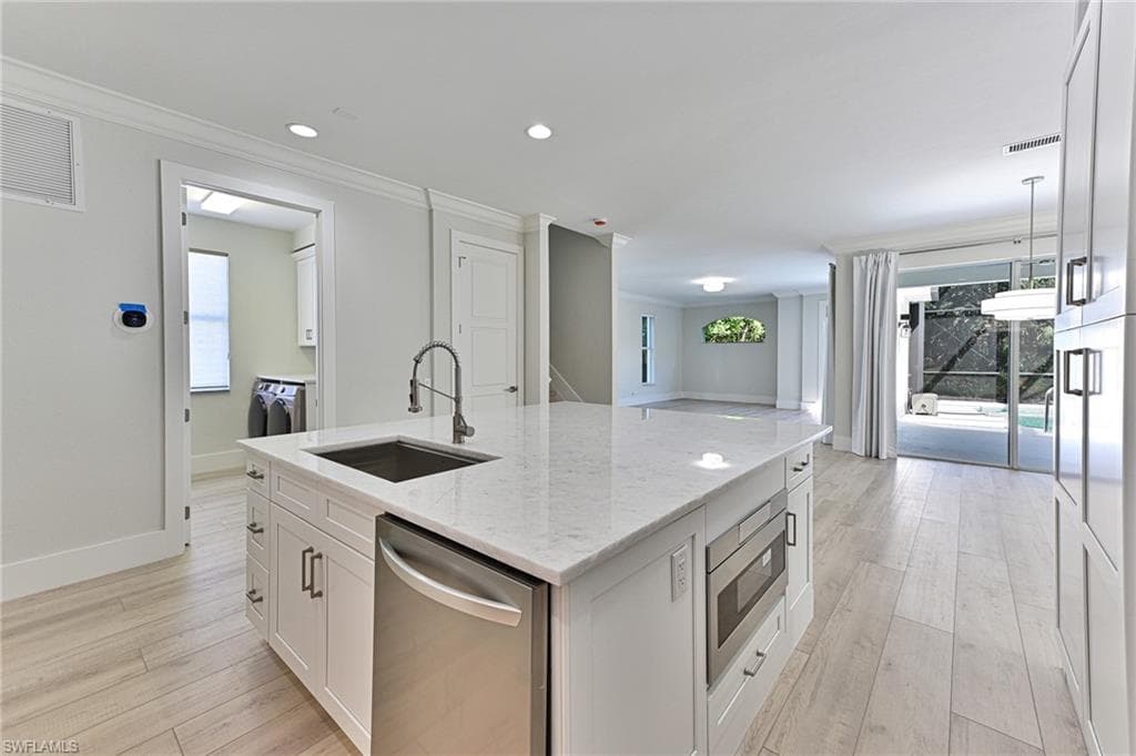 9226 Estero River CIR-20