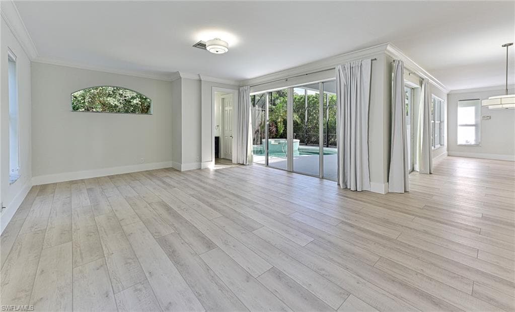 9226 Estero River CIR-9