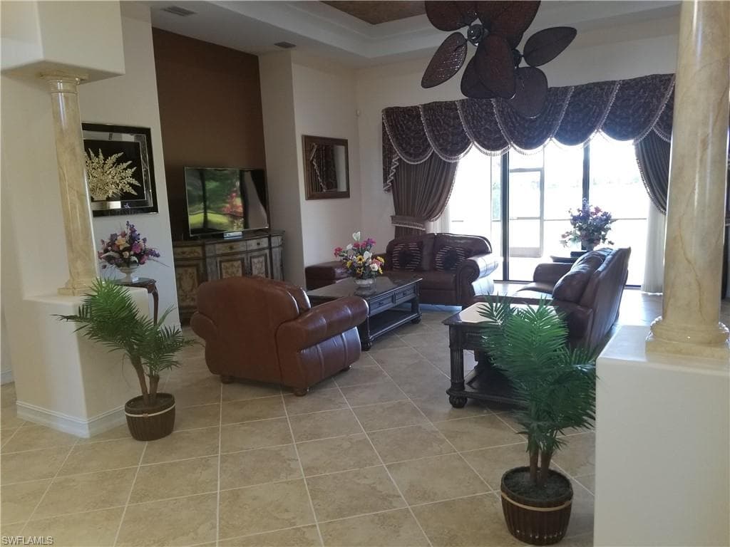 12501 Fairmont DR-4