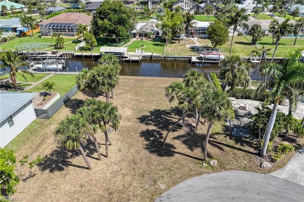 1806 MARINA CIR-2