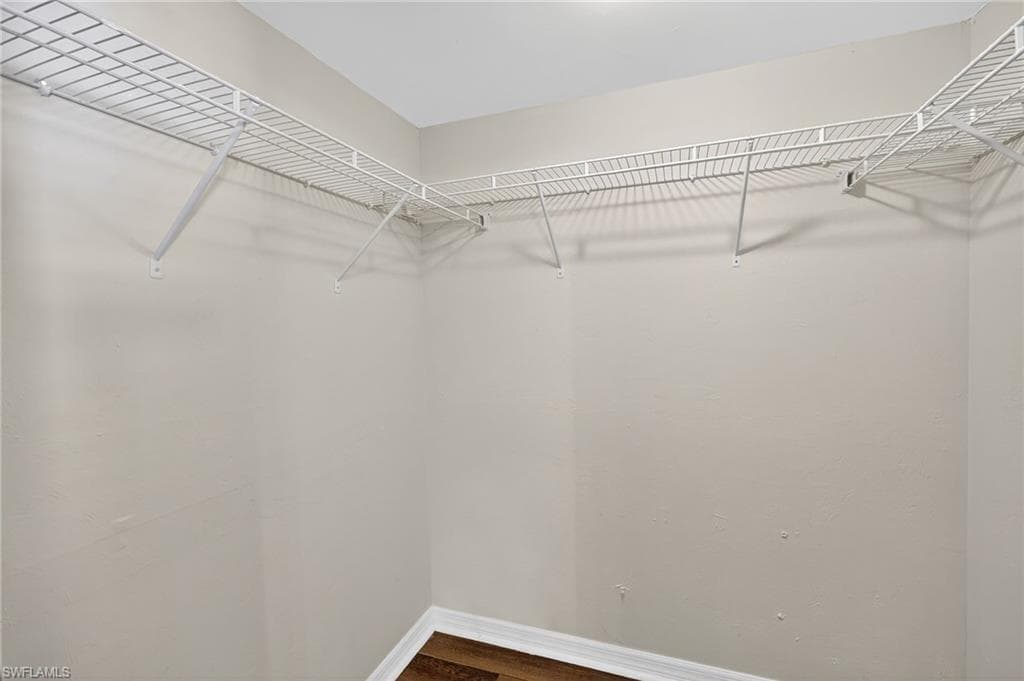 3720 SE 10th AVE 102-22