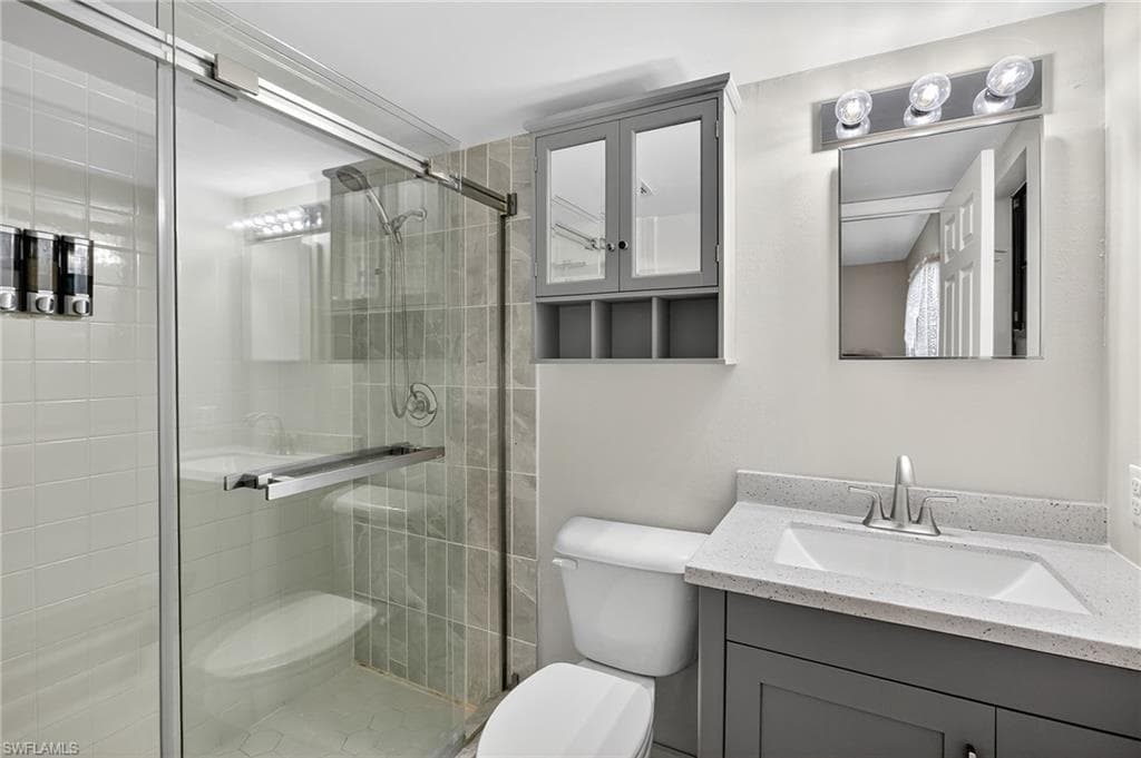 3720 SE 10th AVE 102-21