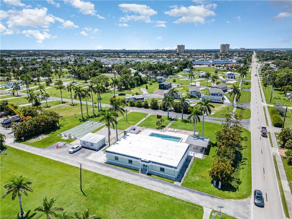 77 Birch BLVD-5