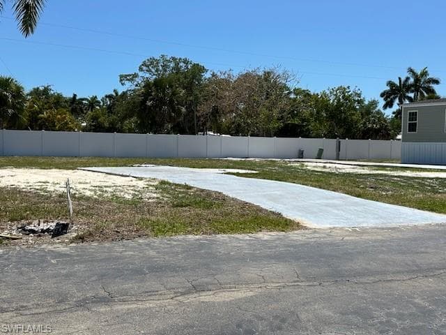 77 Birch BLVD-10