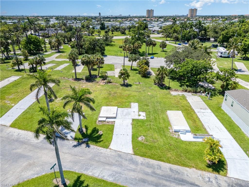77 Birch BLVD-4