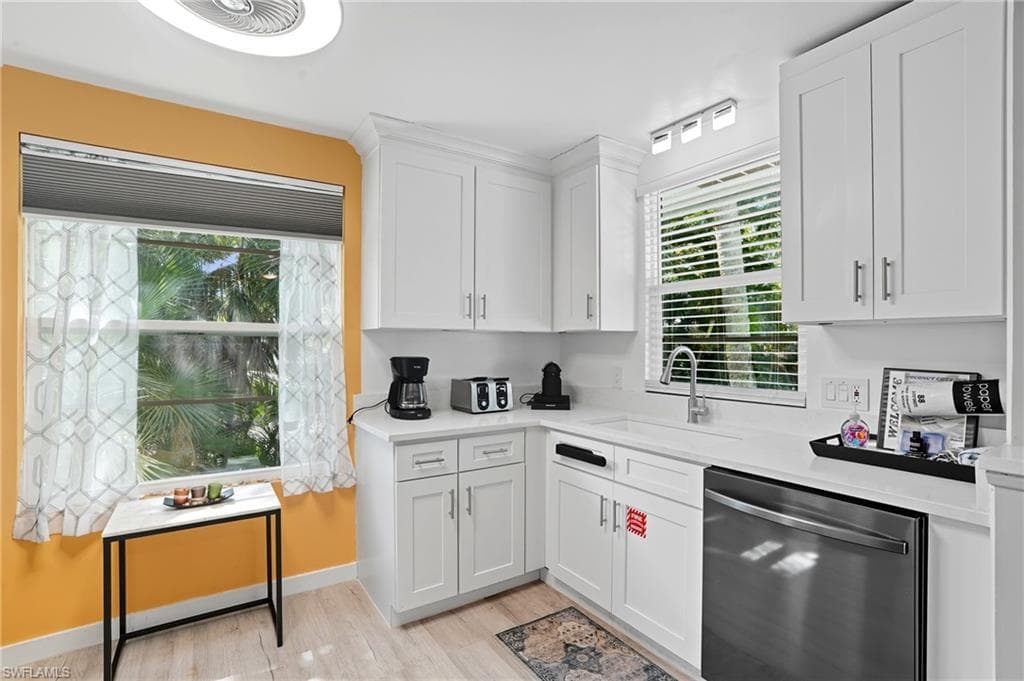 167 Coconut DR-7