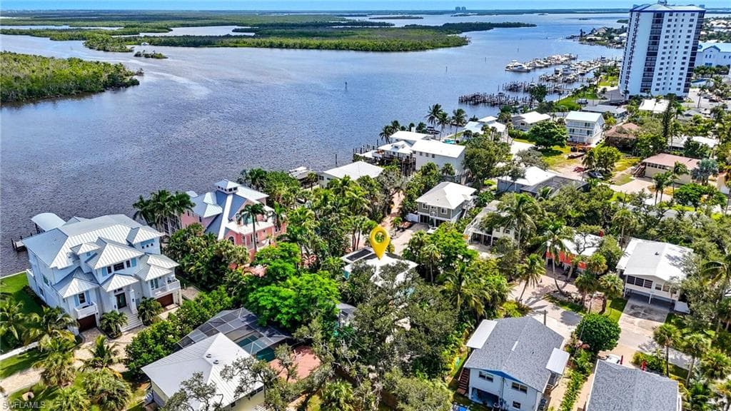 167 Coconut DR-32