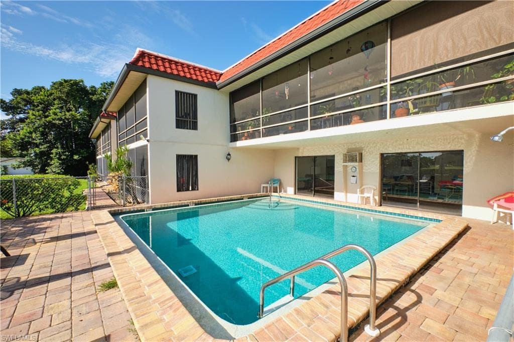 4728 Orange Grove BLVD 3-35