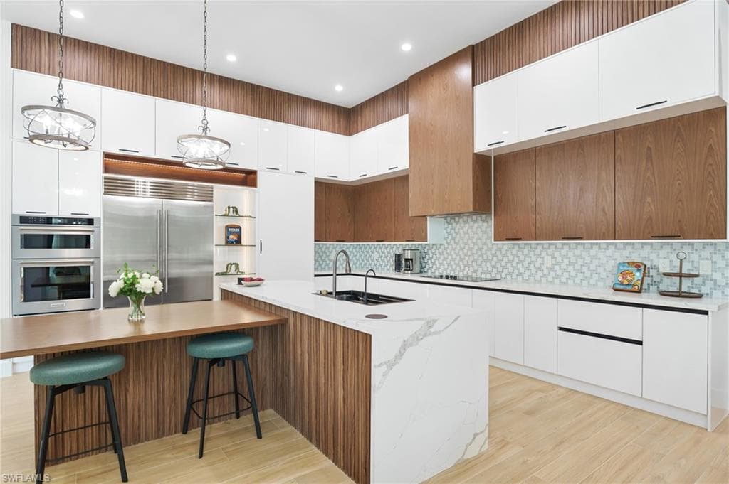 7040 Sable Ridge LN-11