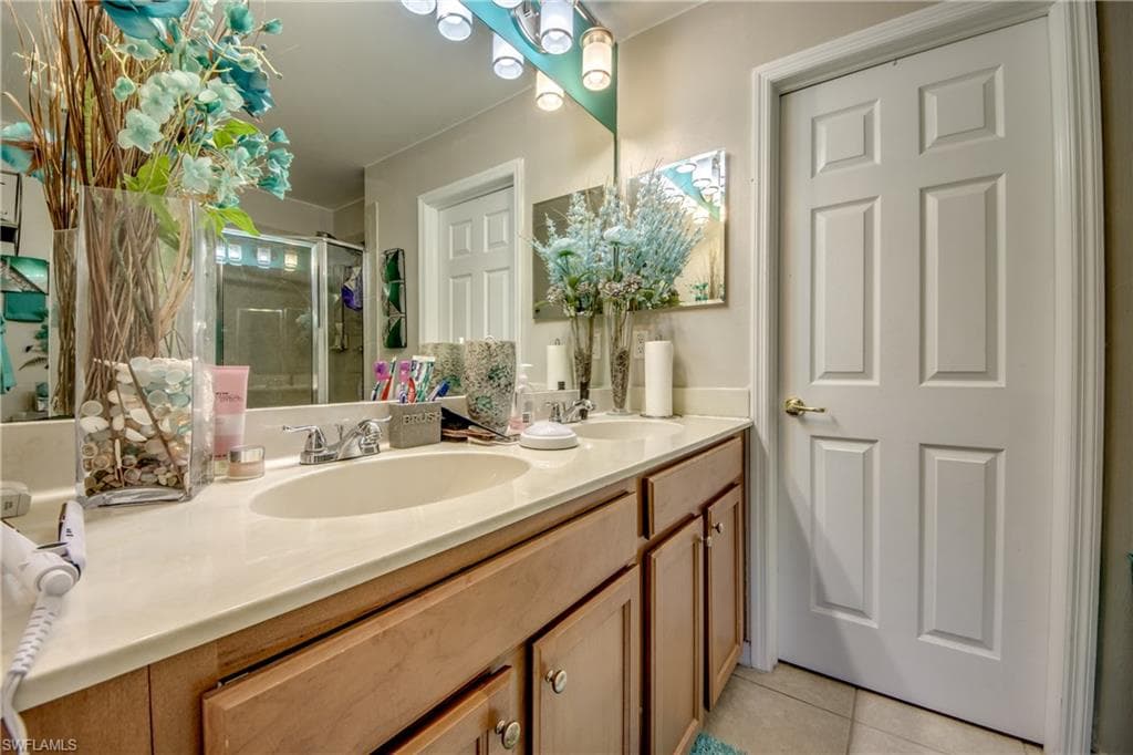 8668 Athena CT-20