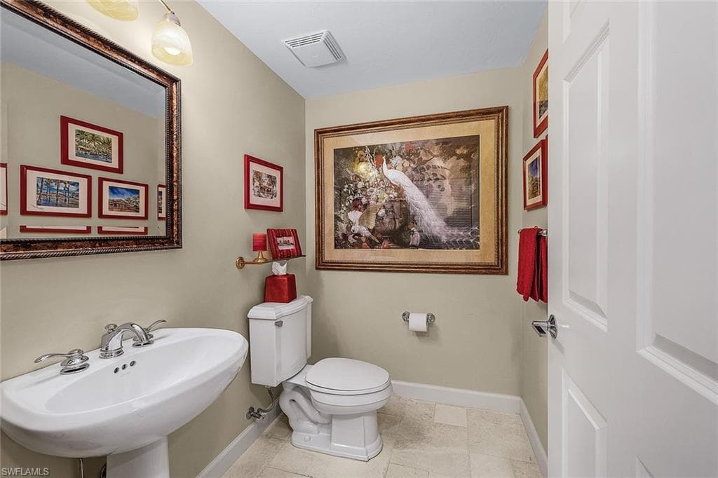 14250 Royal Harbour CT 817-17