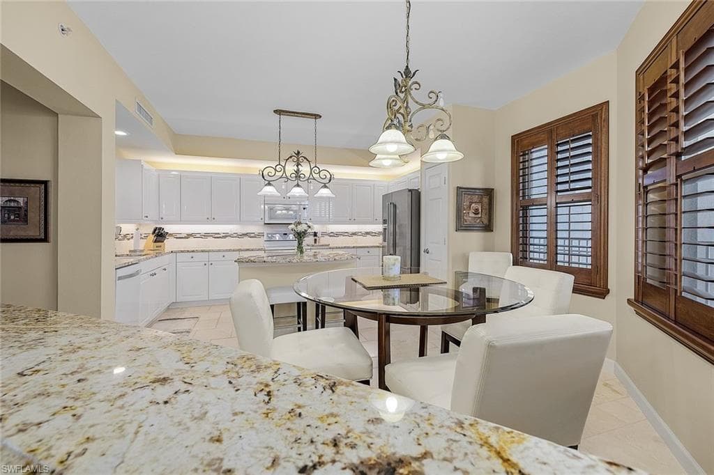 14250 Royal Harbour CT 817-9