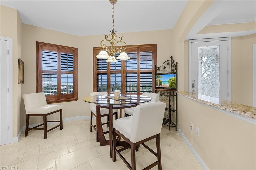 14250 Royal Harbour CT 817-14