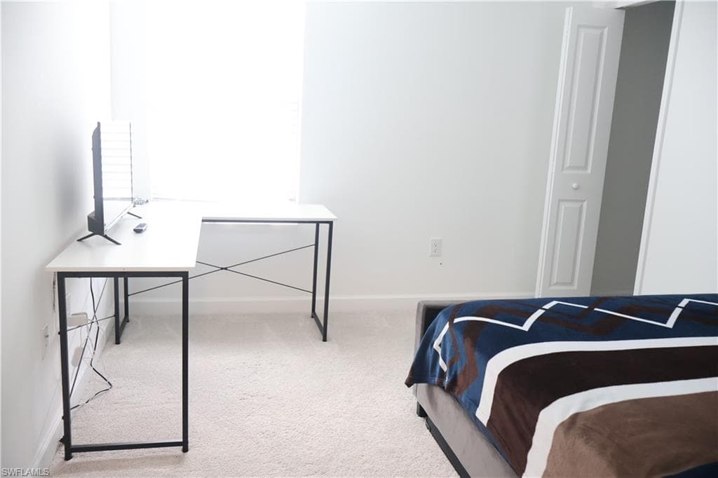 13802 Pine Lodge LN-28