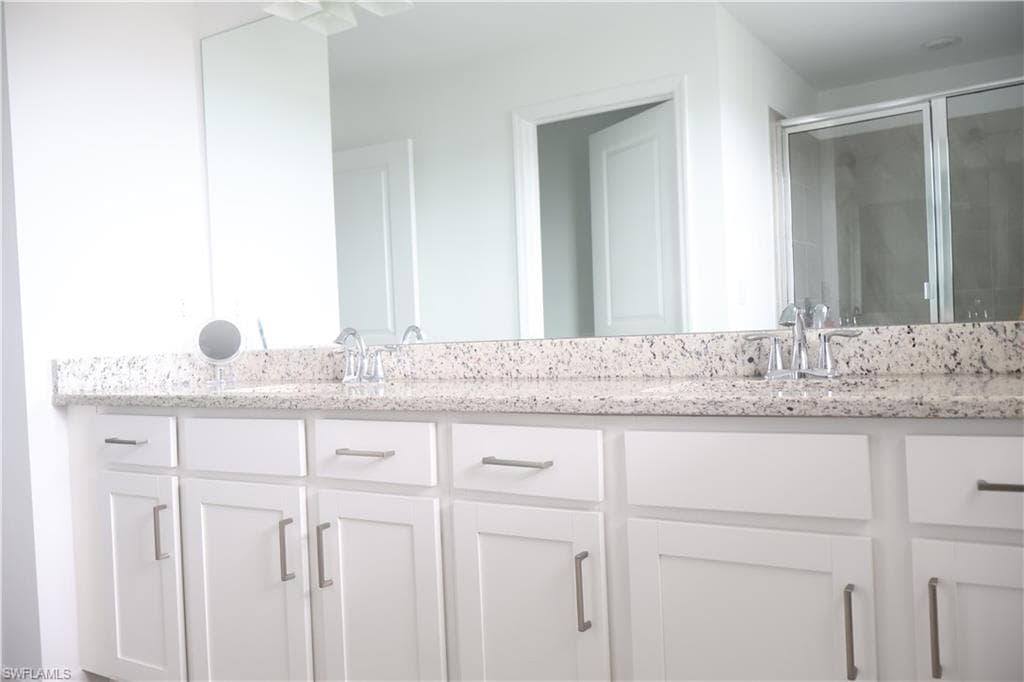 13802 Pine Lodge LN-38