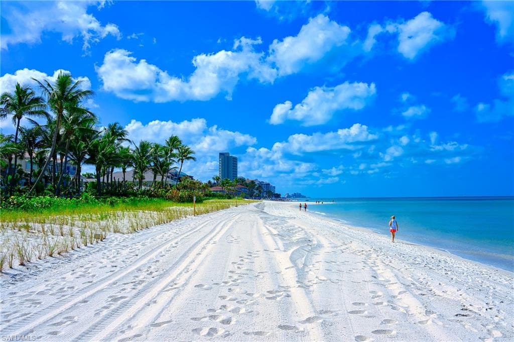 613 Beachwalk CIR J-204-26