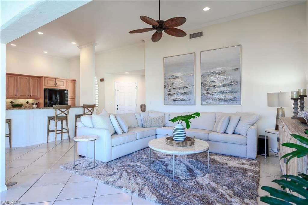 613 Beachwalk CIR J-204-3