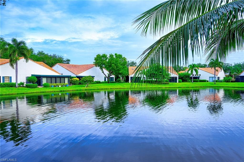 613 Beachwalk CIR J-204-36