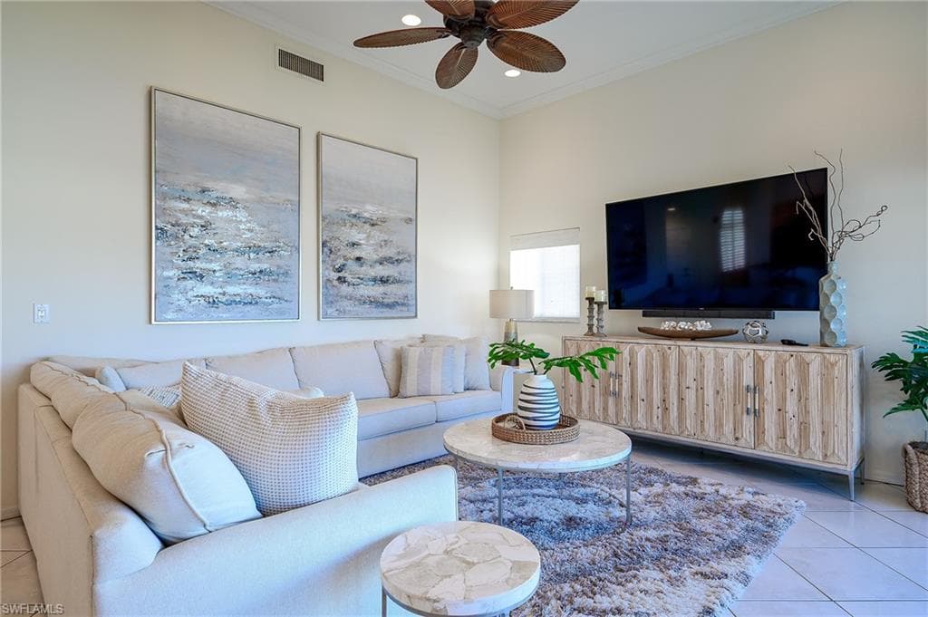 613 Beachwalk CIR J-204-5