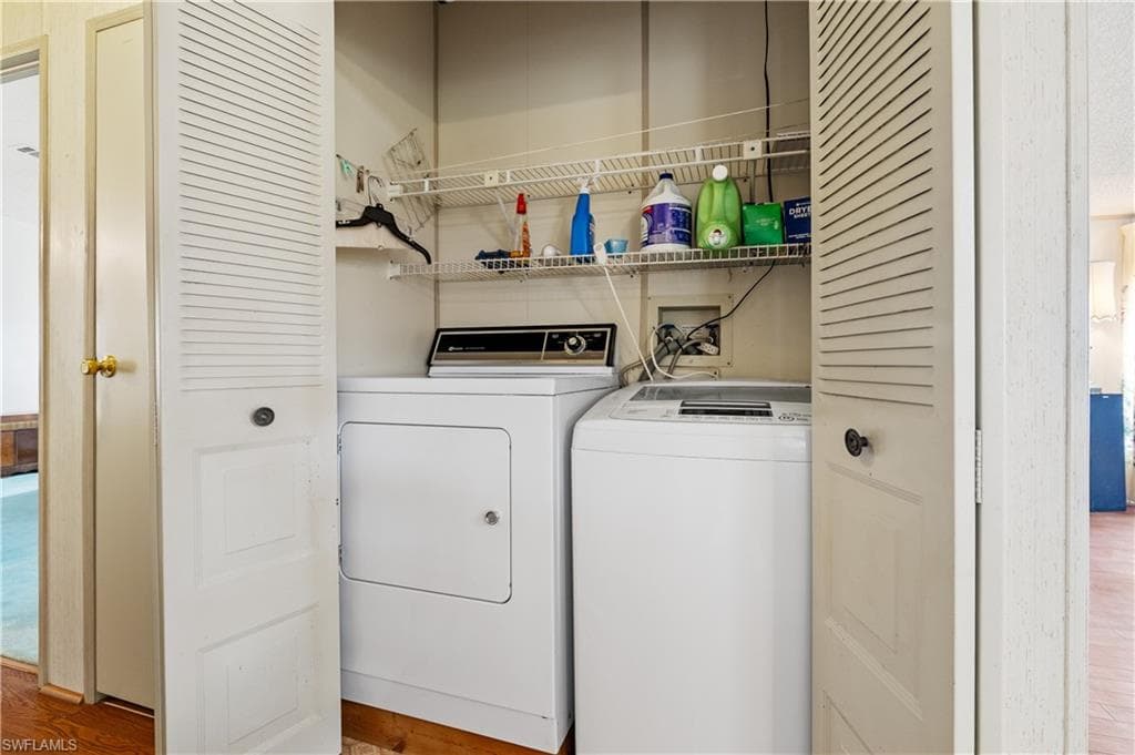 9266 Desoto DR-14