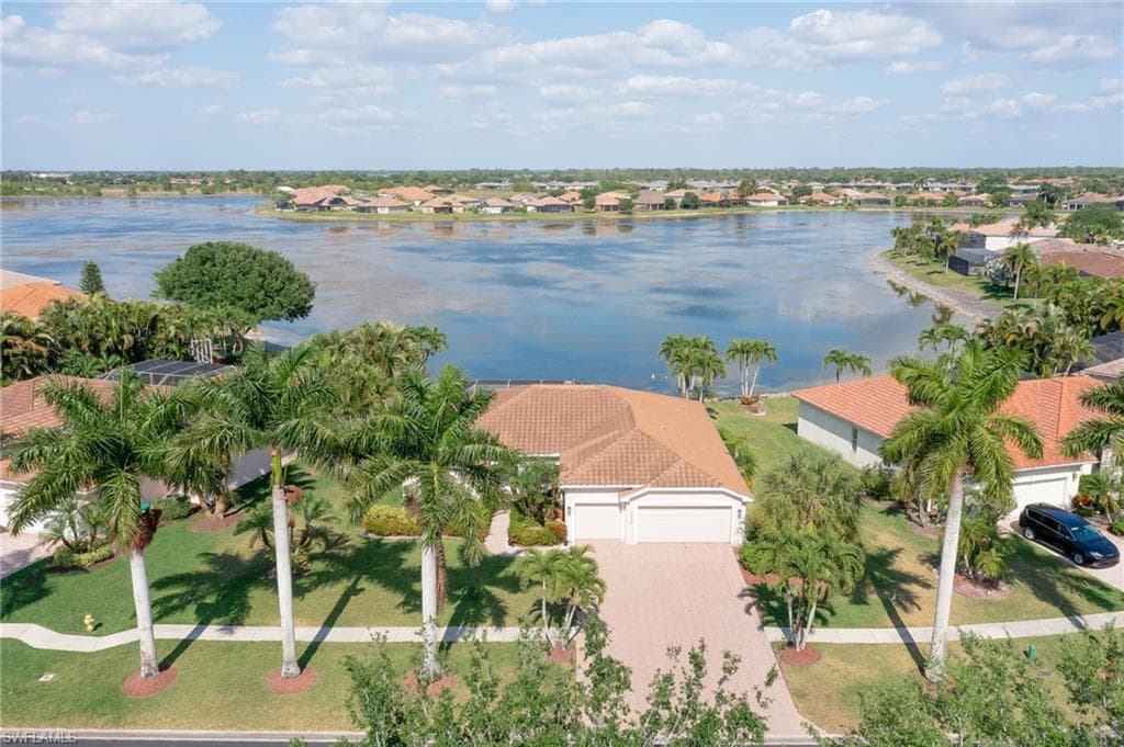 2250 Grove DR-2