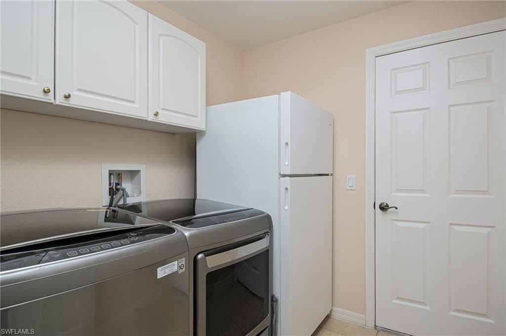 2250 Grove DR-26
