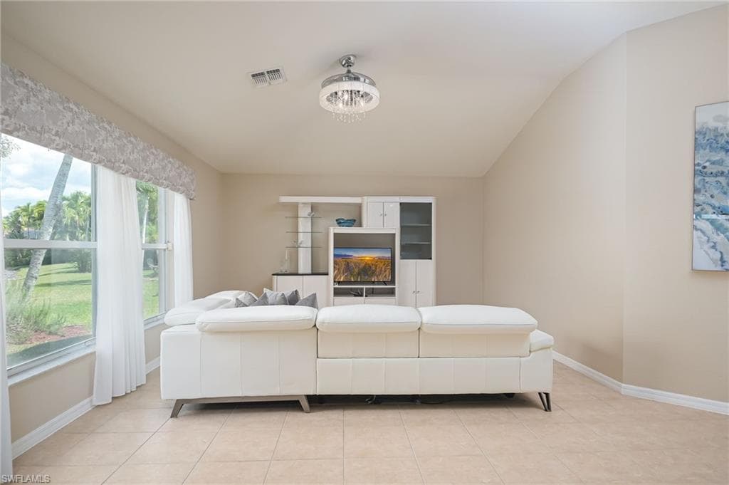 2250 Grove DR-5