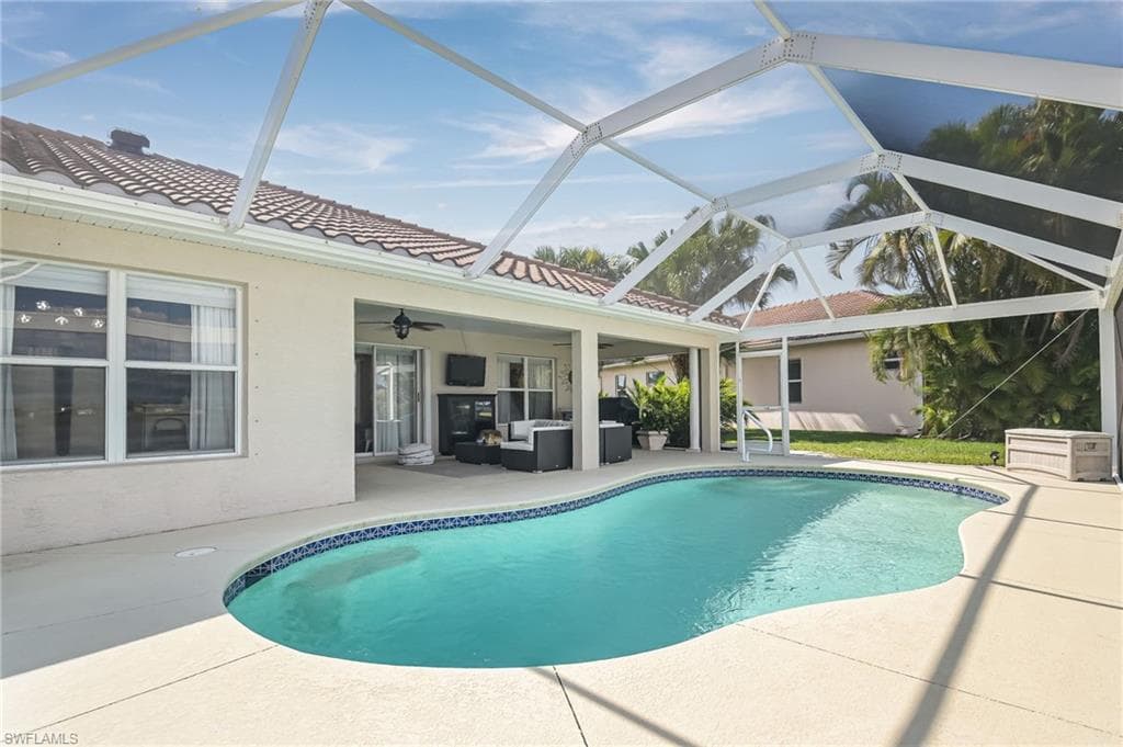 2250 Grove DR-30