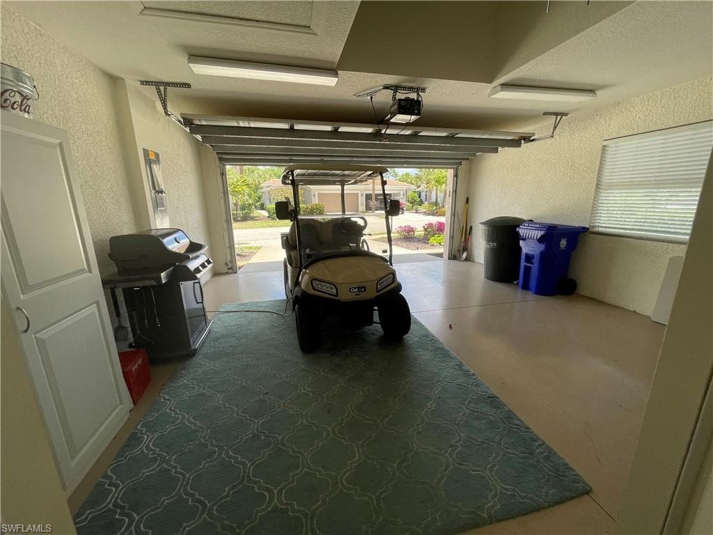 10630 Camarelle CIR-27