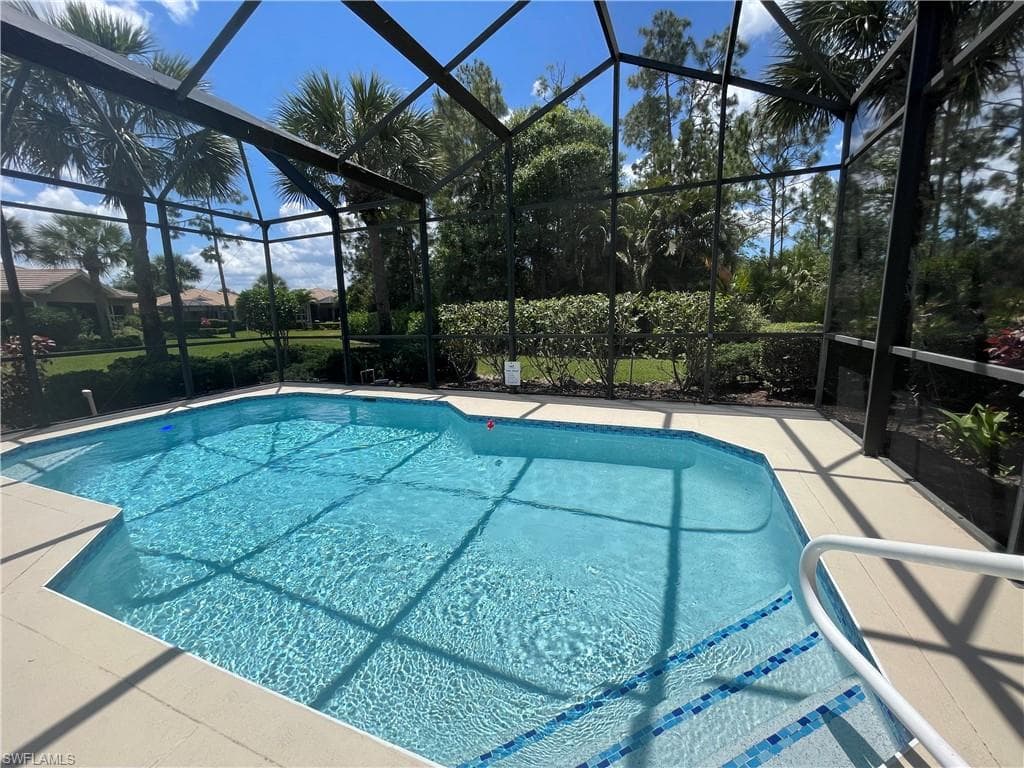 10630 Camarelle CIR-12