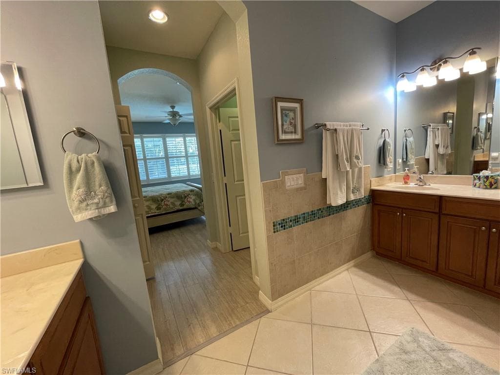 10630 Camarelle CIR-38