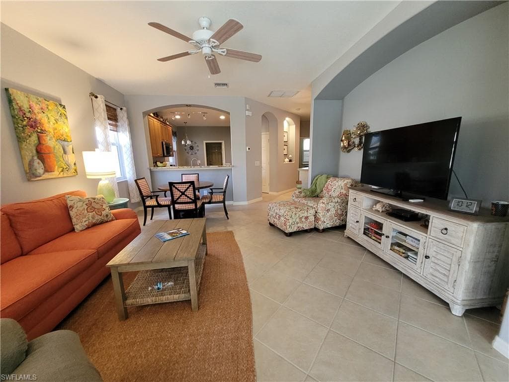 10630 Camarelle CIR-18