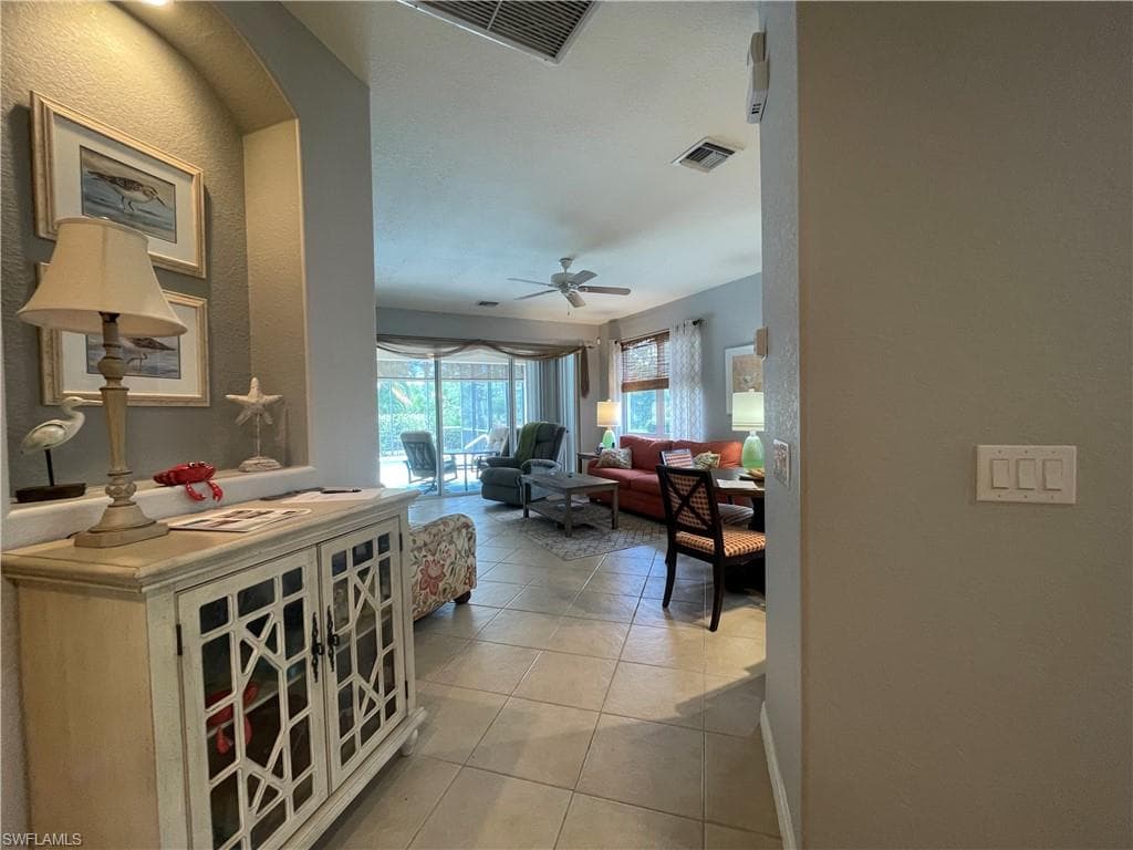 10630 Camarelle CIR-19