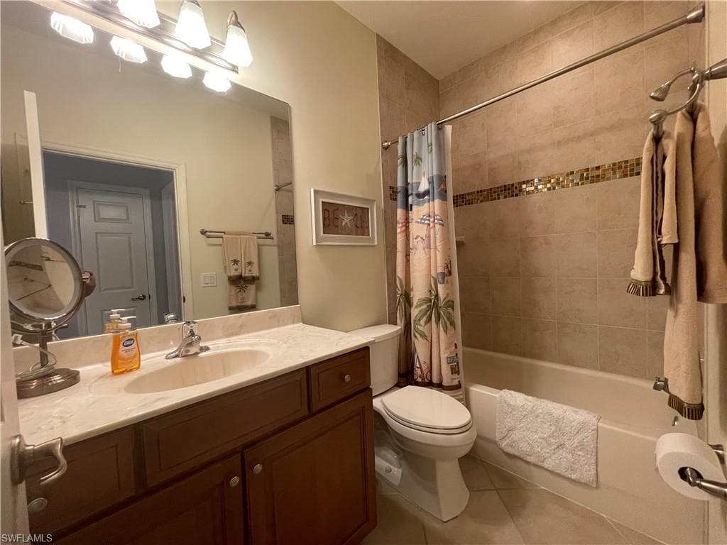 10630 Camarelle CIR-44